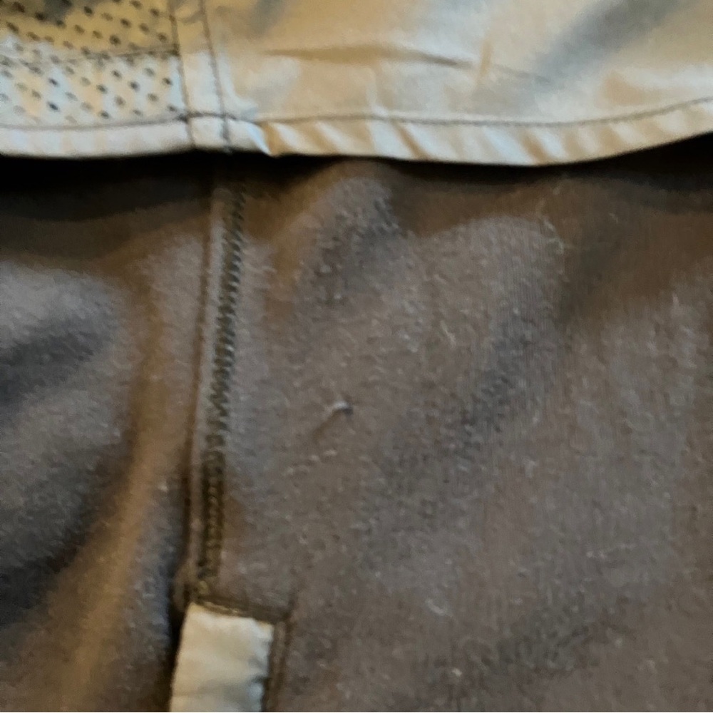 Lululemon hooded vest size - 8 - Picture 2 of 5